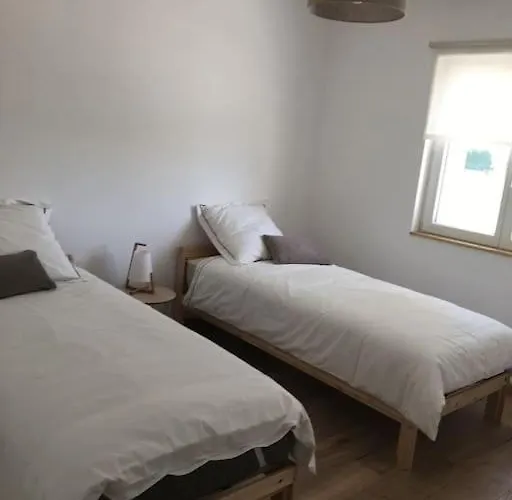 Gite Lumineux Et Confortable Dans Un Mas Provencal