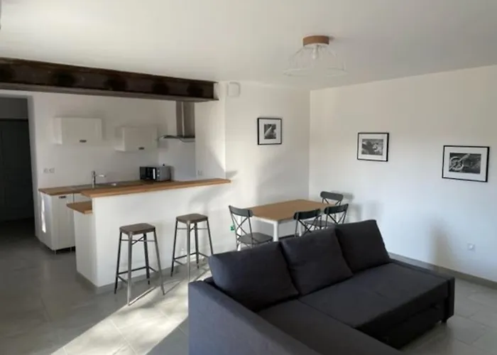 Gite Lumineux Et Confortable Dans Un Mas Provencal